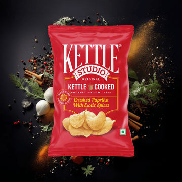 Kettle Studio Crushed Peprika with Exotic Spices Potato Chips