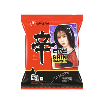 Nongshim Shin Ramyun Spicy Flavoured Instant Noodles