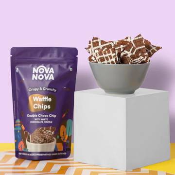 Nova Nova Double Choco Chip Waffle Chips Chocolate Pack
