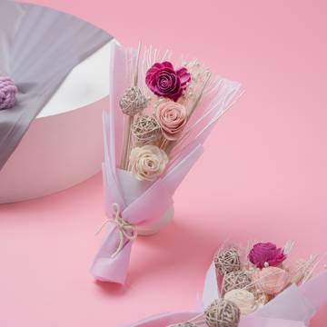 Rooted Carnation Rose Dried Flowers Bouquet