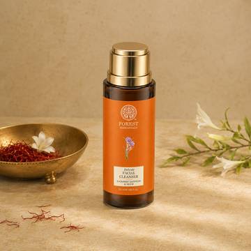 Forest Essentials Delicate Face Cleanser (Kashmiri Saffron & Neem)